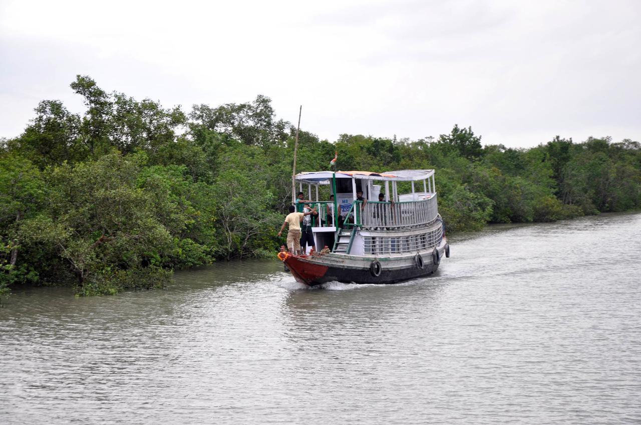 Royal Sundarban Wild Resort Jharkhali Extérieur photo
